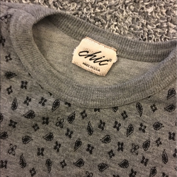 Gray | sweatshirt | floral print accent - Picture 3 of 8