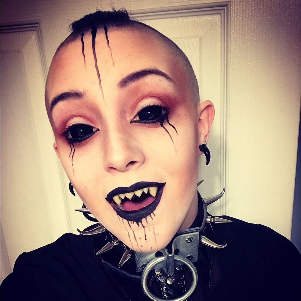 Meet your Posher, Courtney