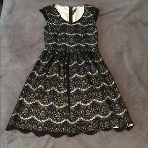 Kensie Lace Dress NWOT