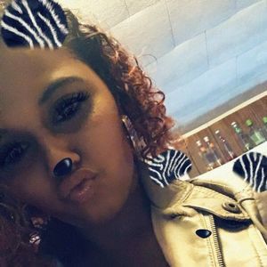 Meet your Posher, Justina