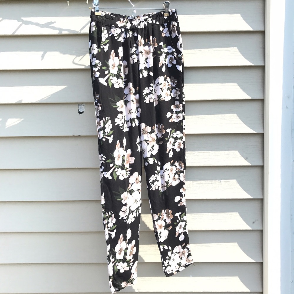 Black Floral Tropical Tan Skinny Summer Pants