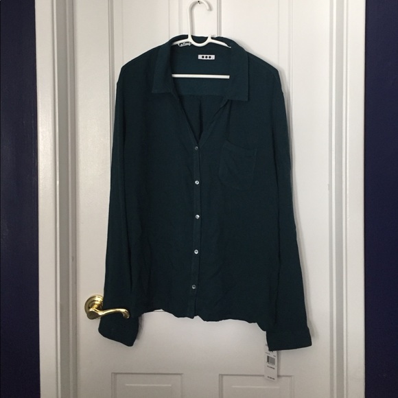 Cute New Green Button Down - Picture 1 of 3