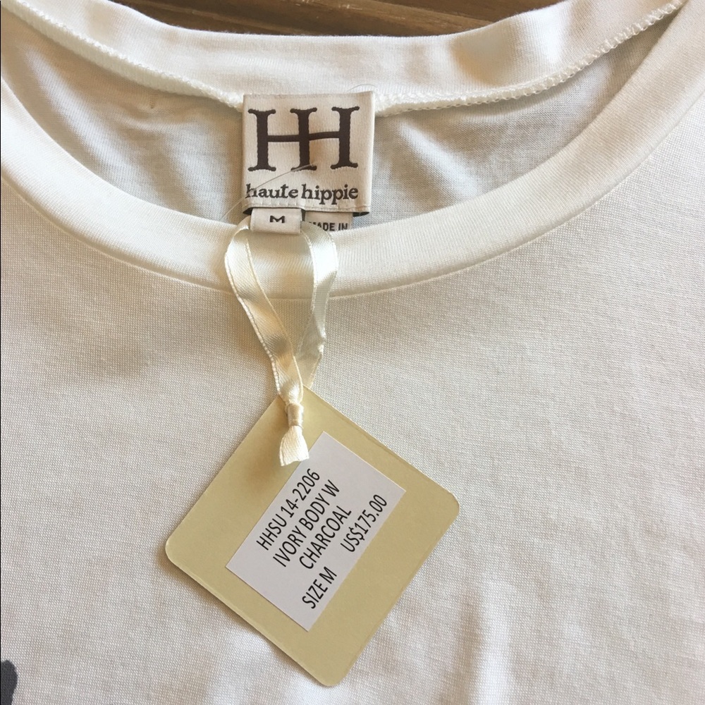 Haute Hippie Haute Mess Tshirt Top M NWT SO CUTE - Picture 6 of 8