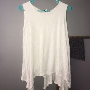 Guess sleeveless shirt