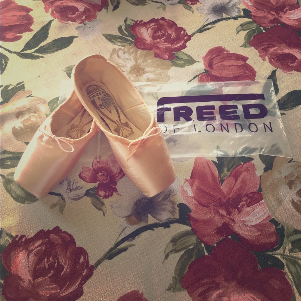 3 pairs of Freed of London custom pointe shoes!