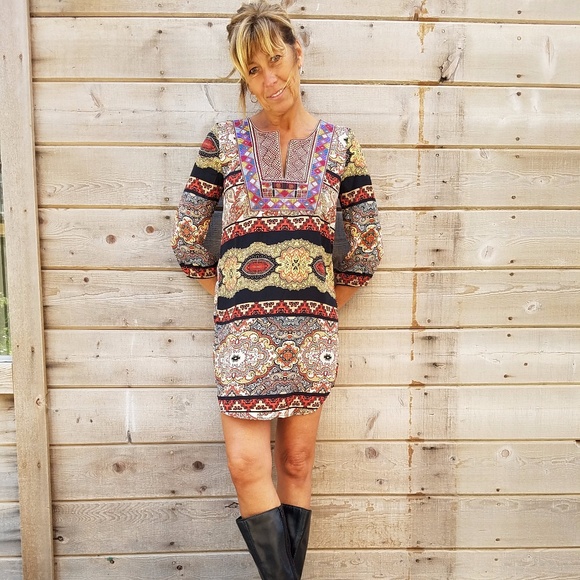 Dress - Picture 7 of 8