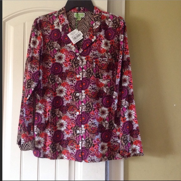 SALE OFFER. VERA BRADLEY PJ TOP ( Sz S) - Picture 3 of 5