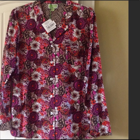 SALE OFFER. VERA BRADLEY PJ TOP ( Sz S) - Picture 5 of 5