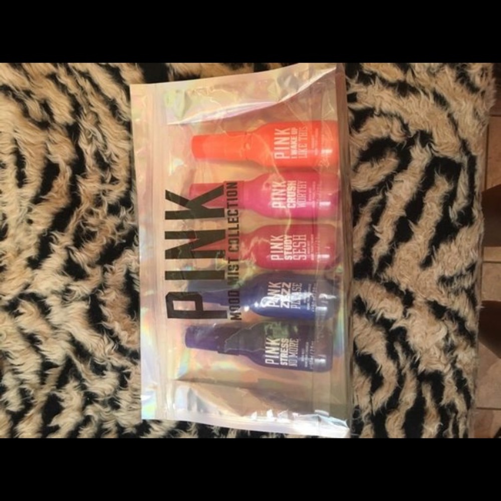 PINK body mist