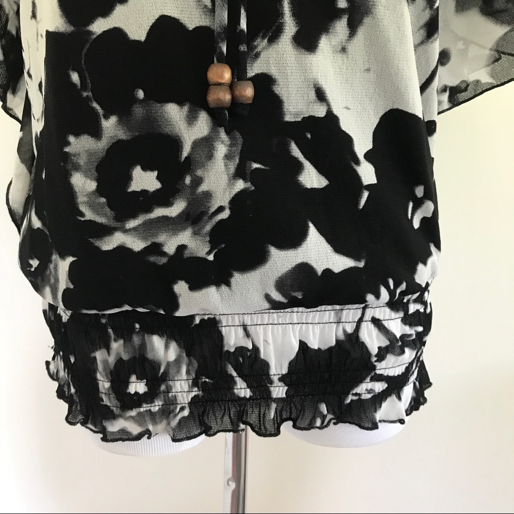 Signature Studio top - Picture 2 of 5