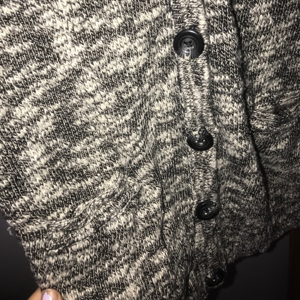 Cardigan - Picture 4 of 4