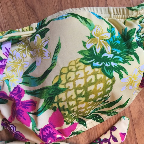 Halter pineapple print bathing suit top - Picture 3 of 5