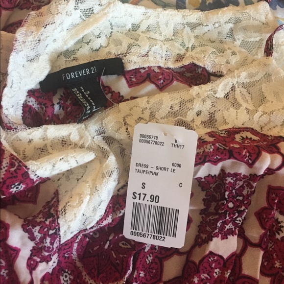 shirt/dress never worn - Picture 3 of 3