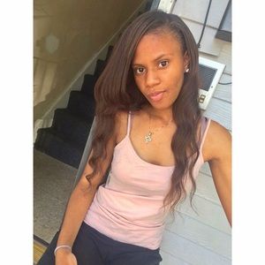 Meet your Posher, Alisha