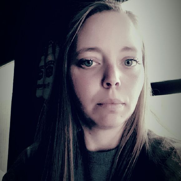 Meet your Posher, Tina - Picture 1 of 1