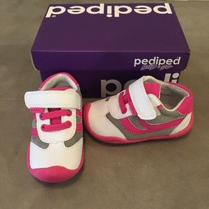pediped Grip n' Go Cliff sneakers - Size 5