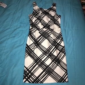 Black and white printed dress
