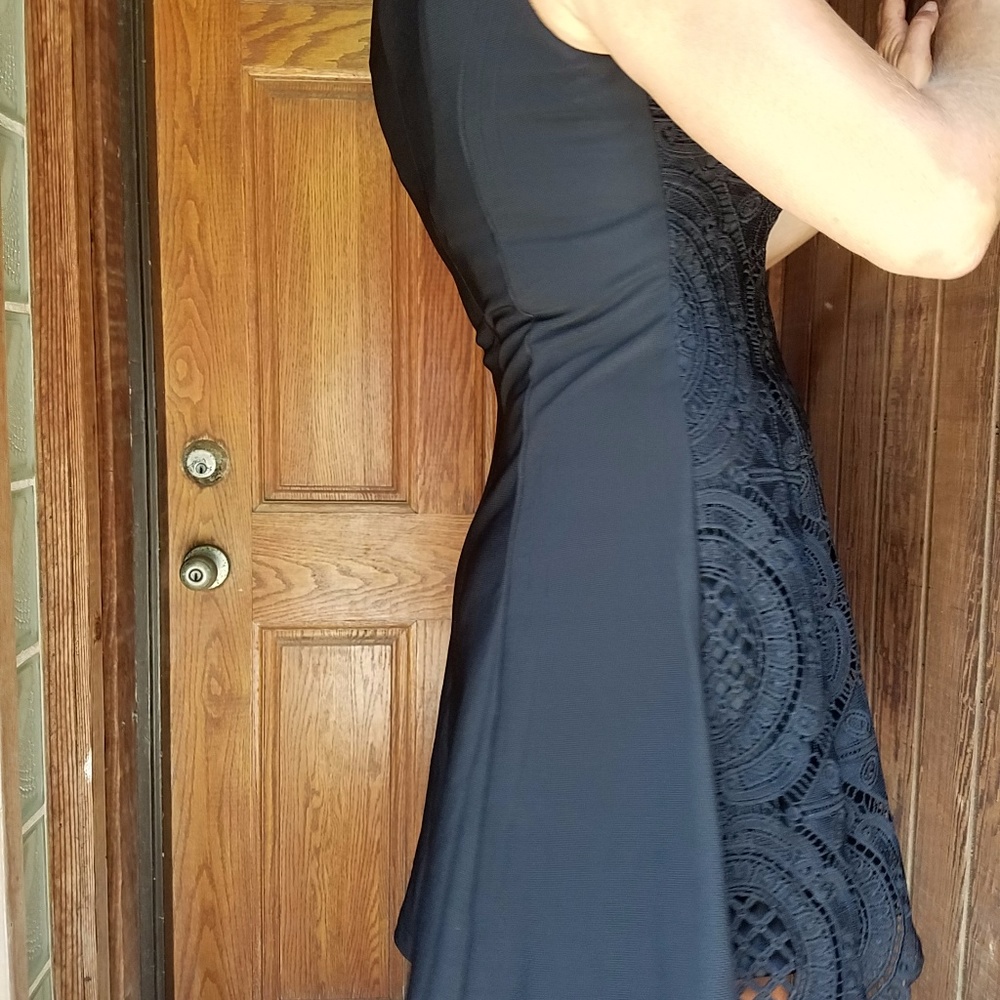 Dress - Picture 4 of 6