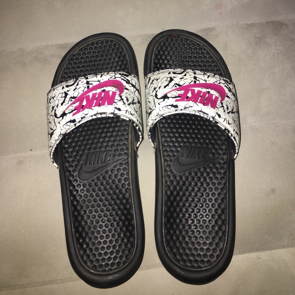 Nike slides