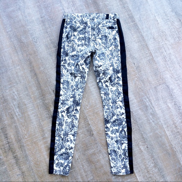 7 For All Mankind Skinny jeans in etched floral - Picture 3 of 4