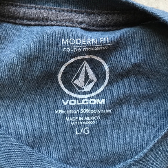 New Volcom light weight t-shirts: Modern Fit - Picture 3 of 4