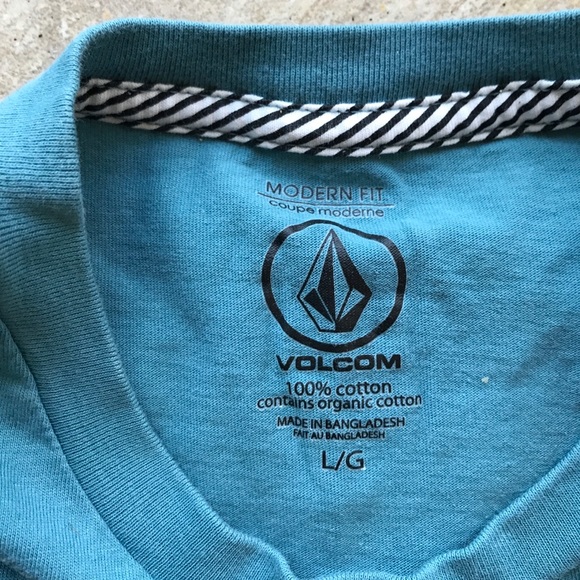 New Volcom light weight t-shirts: Modern Fit - Picture 4 of 4