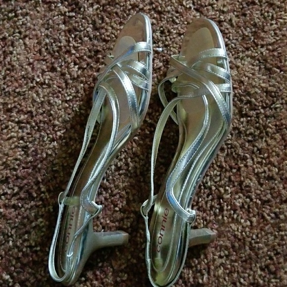 Connie - Picture 3 of 8