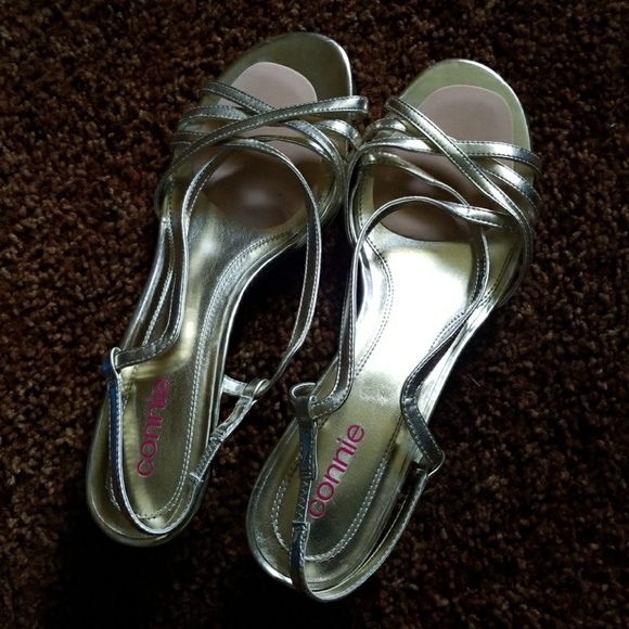 Connie - Picture 8 of 8