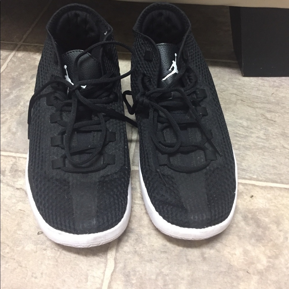 Jordans Reveal mens 9.5