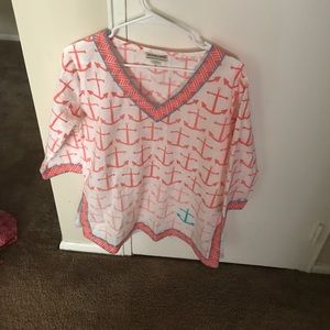 Cute coral and turquoise anchor print top!