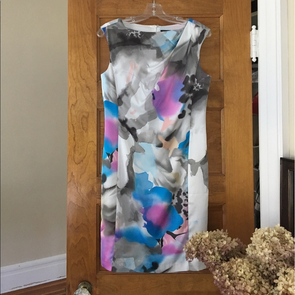 Ann Taylor Sheath Dreas