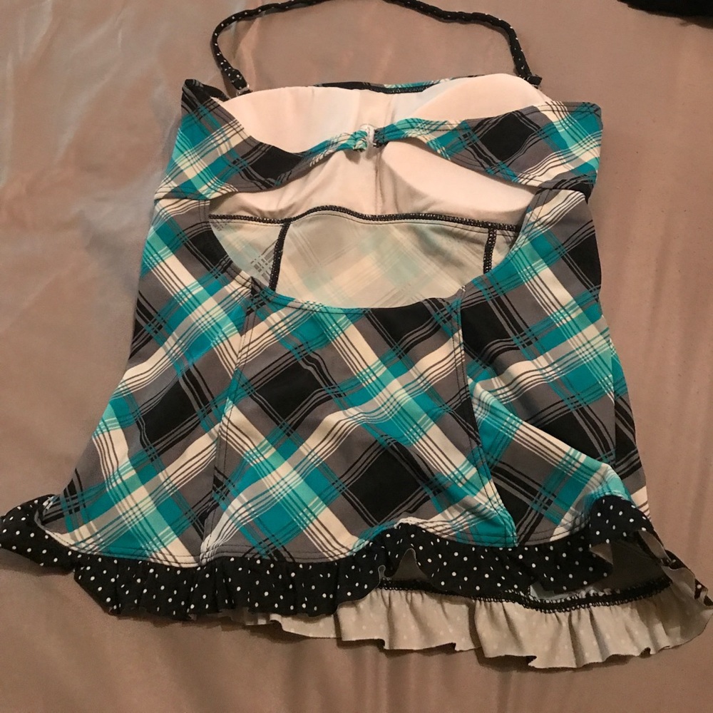 BLACK AND WHITE TANKINI - Picture 4 of 4