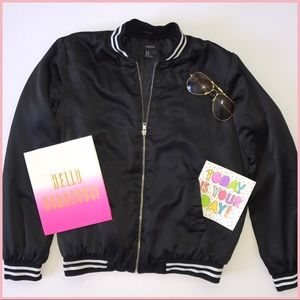BOMBER Jacket!!