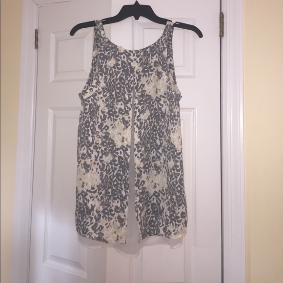 blouse - Picture 3 of 3