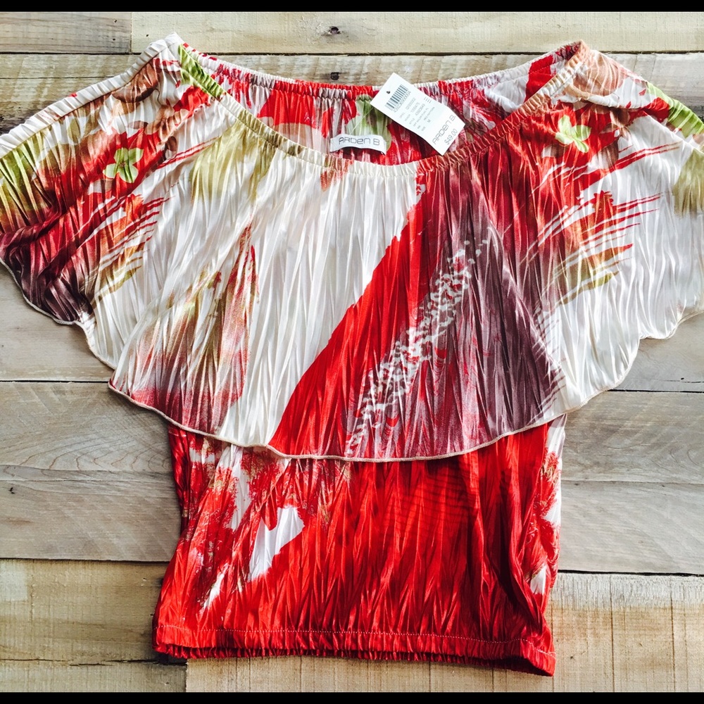 BRAND 🆕 w/TAGS ♨️ Arden B | Crop Top ♨️