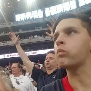 Meet your Posher, Derek