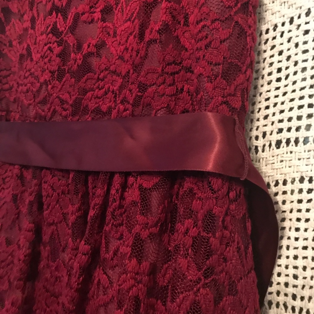 Dress - Picture 2 of 6