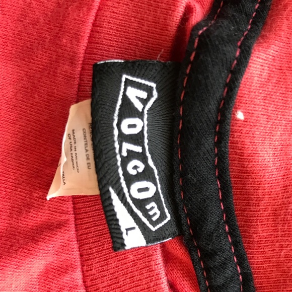 5 brand new Volcom t-shirts. All size L. - Picture 2 of 6