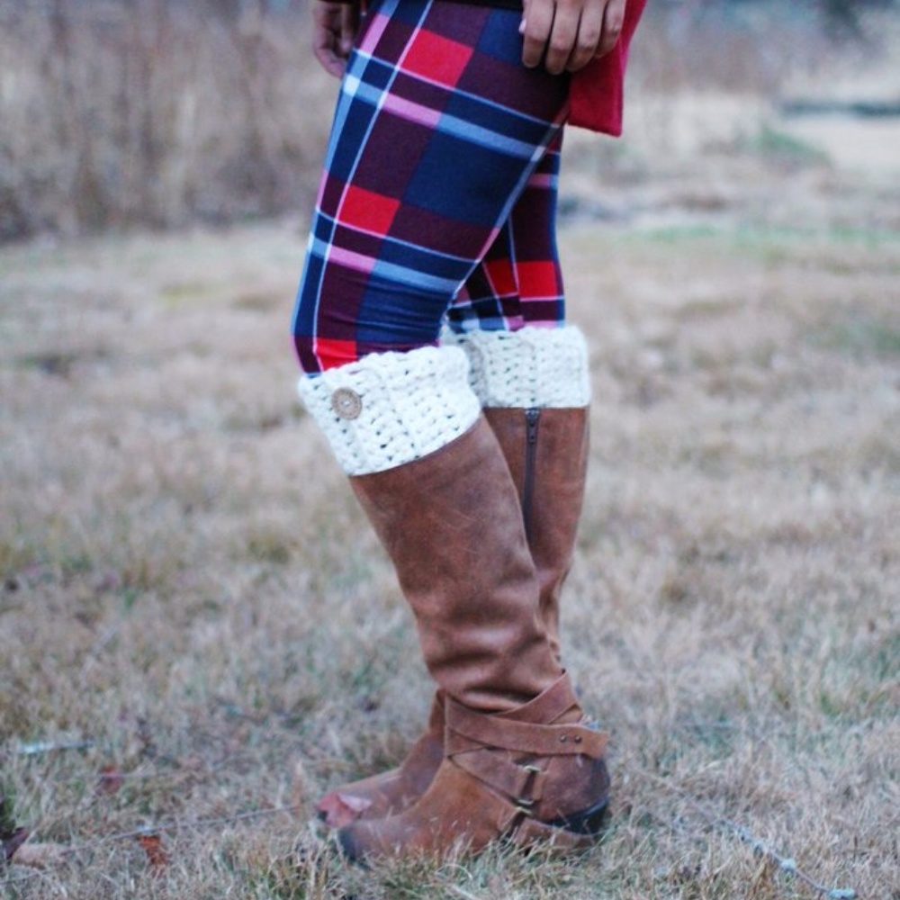 Chunky Hand Knit Boot Cuffs in Ivory with Button