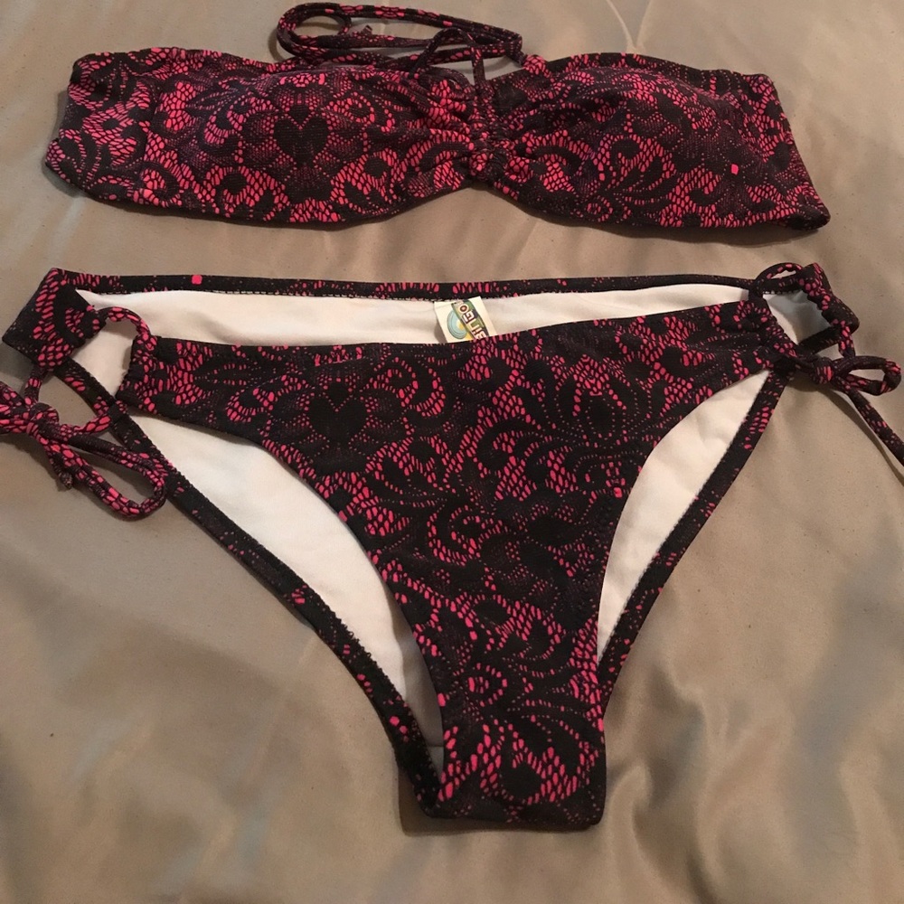 BIKINI
