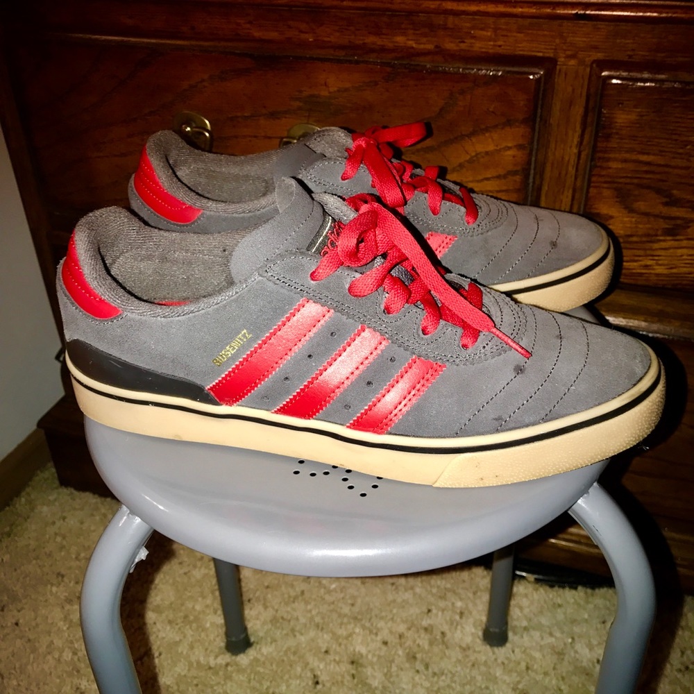 🏷ADIDAS shoes