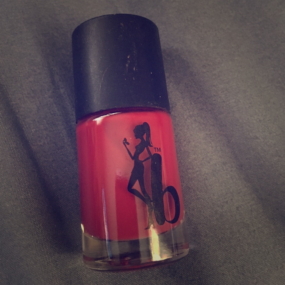Be a bombshell cosmetics - holy fuchsia
