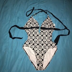 Black and white printed one piece