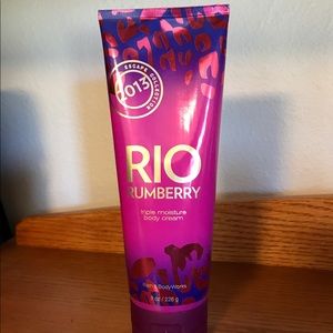 🌷Bath & Body Works • Rio Rumberry body cream🌷