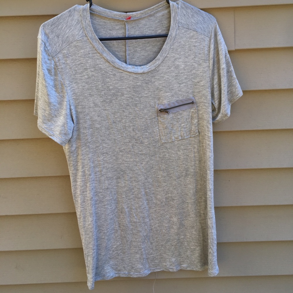 Pocket tee