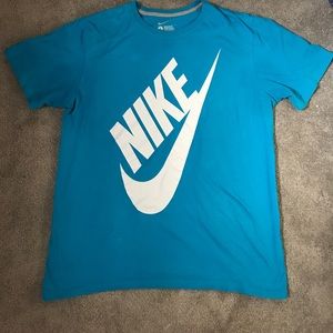 Nike t-shirt men's Large