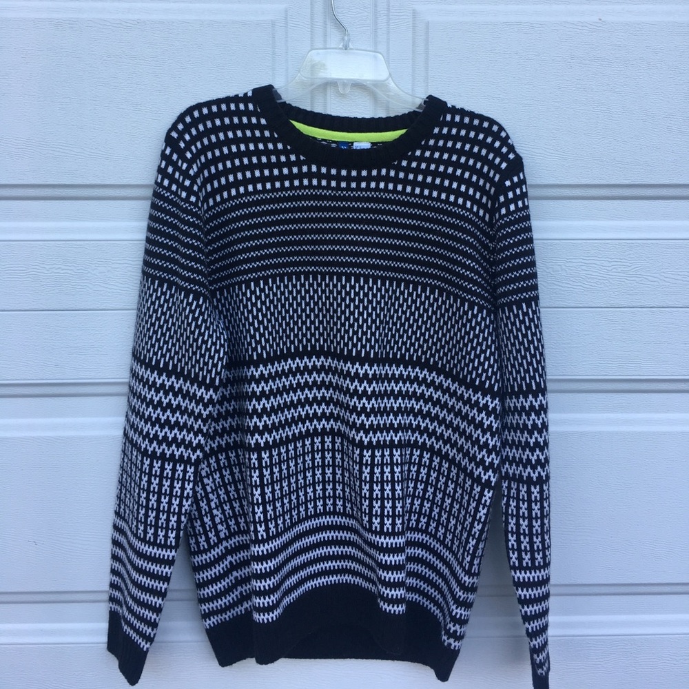 Men's H&M Black and white patterned sweater