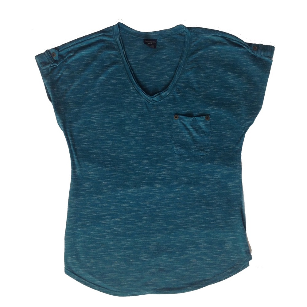 🔴 3 FOR $10 🔴 Comfy detailed tee