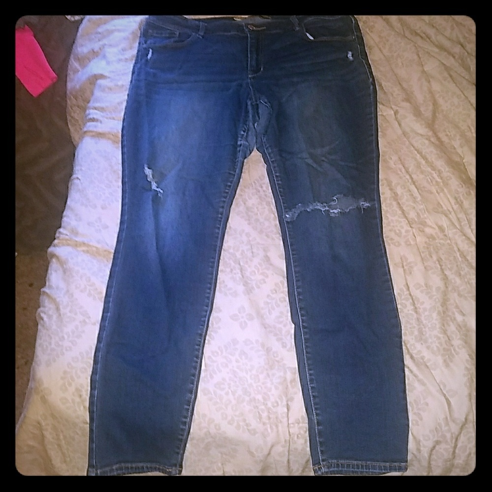 Old Navy Distressed Rock Star Skinny Jeans
