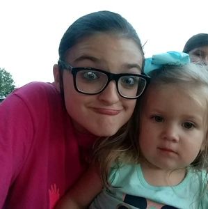 Meet your Posher, Melissa